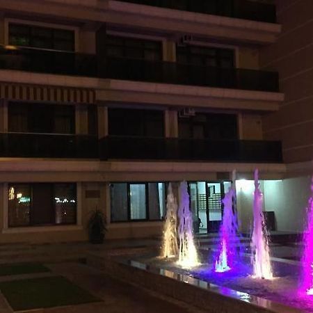 Solid House Residence Mamaia Bagian luar foto